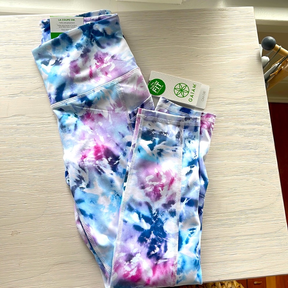NEW Gaiam leggings